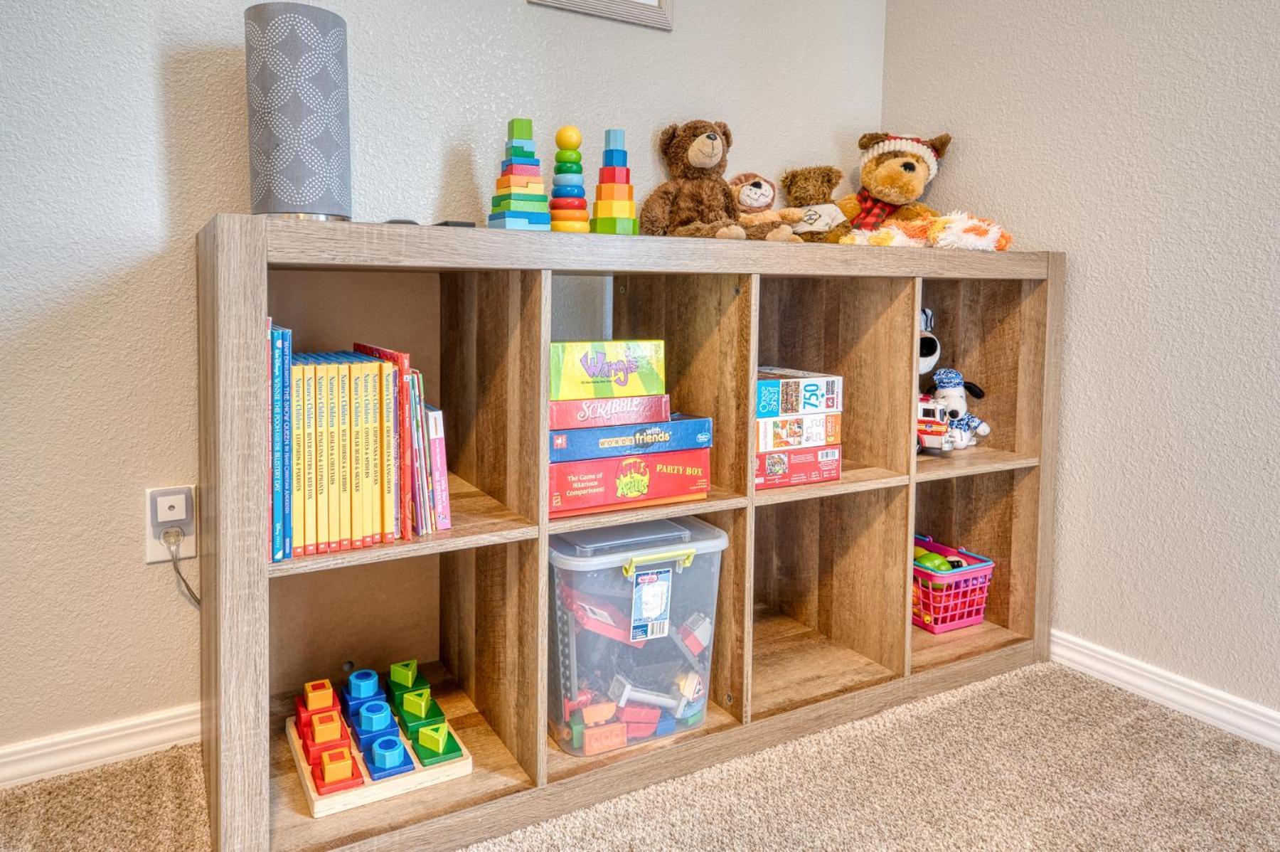 Family Friendly Playroom Garage Колдуэлл Экстерьер фото